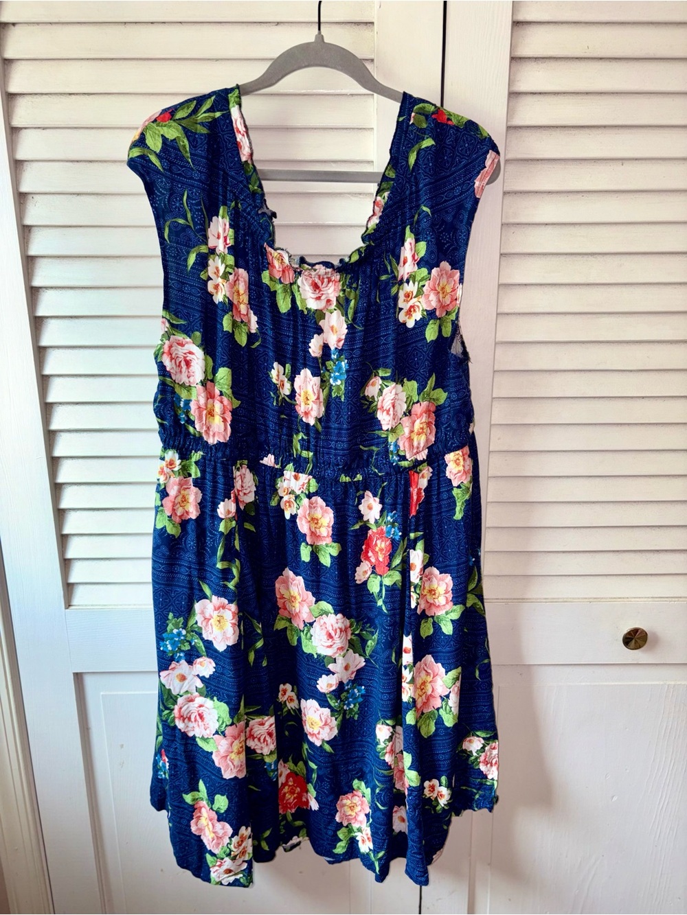 NWT Torrid Floral Challis Dress Size 3X Navy Pink Rose Print Smocked Waist Midi - Picture 5 of 6